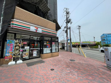 セブンイレブン 神戸灘岩屋駅前店の画像1