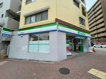 ファミリーマート 阪神岩屋駅前店の画像