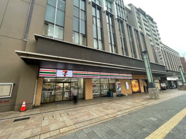 セブンイレブン 神戸桜口町4丁目店の画像1