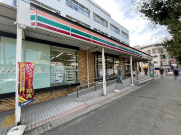 セブンイレブン 神戸北青木4丁目店の画像1