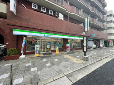 ファミリーマート 灘桜口店の画像1
