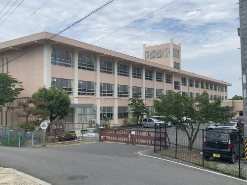 四日市市立朝明中学校