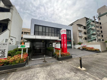 三菱UFJ銀行岡本駅前支店の画像1