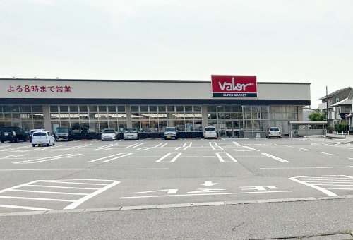 スーパーマーケットバロー 津幡店