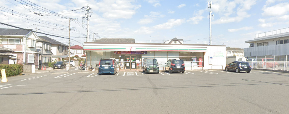 セブンイレブン 横浜阿久和山谷店