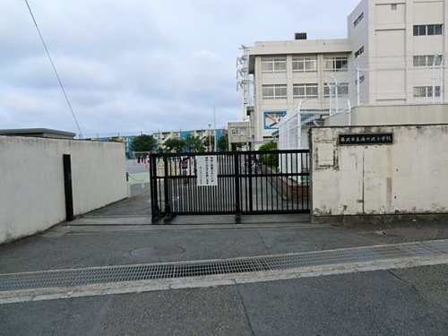 藤沢市立滝の沢小学校