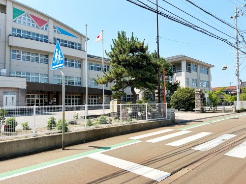 小松市立芦城中学校