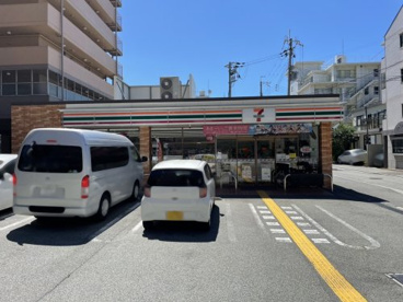 セブンイレブン 西宮武庫川学院前店の画像1