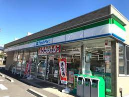 ファミリーマート座間ひばりが丘2丁目店