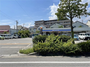 ローソン 西宮愛宕山店の画像3