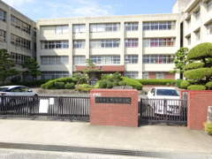 橿原市立橿原中学校