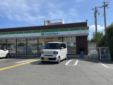 ファミリーマート 西宮宮西店の画像1