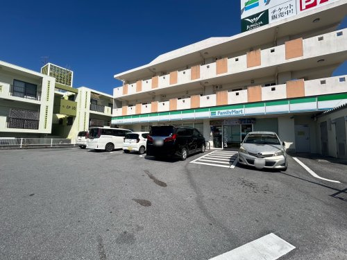沖縄ファミリーマート バイパス嘉数二丁目店