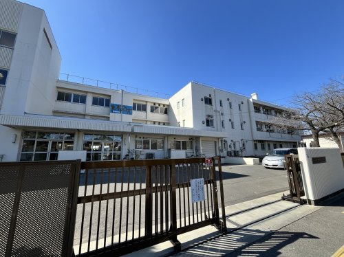 浦安市立見明川小学校