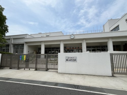 浦安市立堀江中学校
