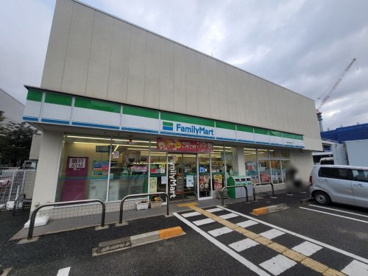 ファミリーマート 尼崎南警察署前店の画像1