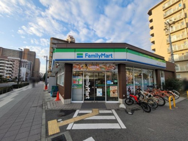 ファミリーマート 潮江五丁目店の画像1