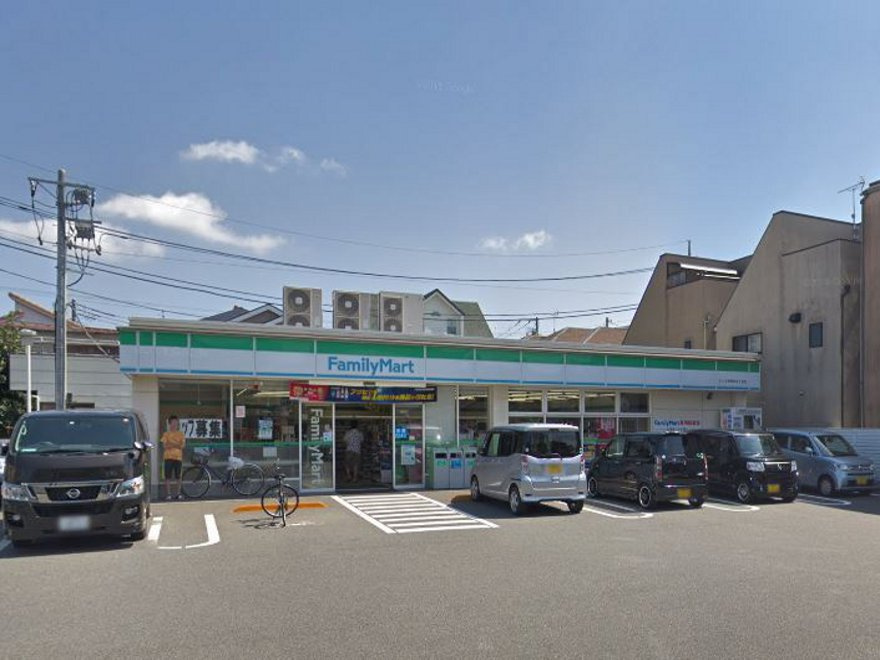 ファミリーマート サンズ相模台五丁目店