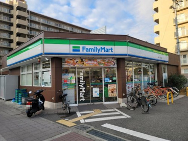 ファミリーマート潮江五丁目店の画像1