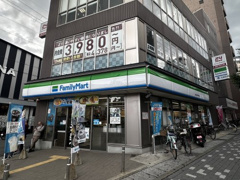 ファミリーマート 山科区役所前店