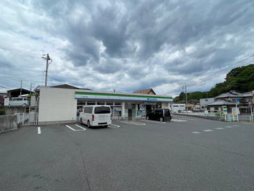 ファミリーマート　尾道美ノ郷店