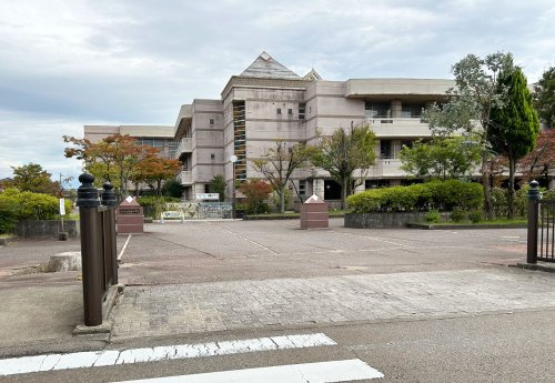 射水市立新湊小学校