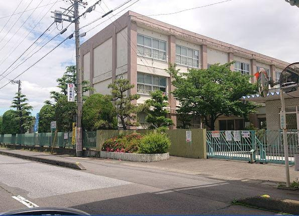 一宮市立萩原小学校