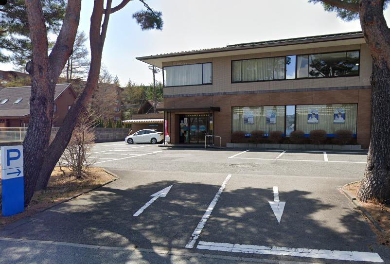 山梨中央銀行山中湖支店