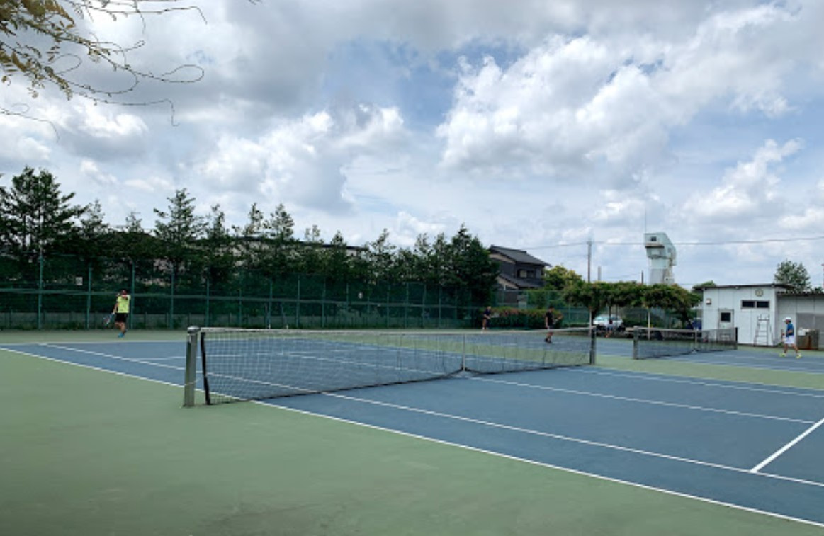 新松戸庭球場