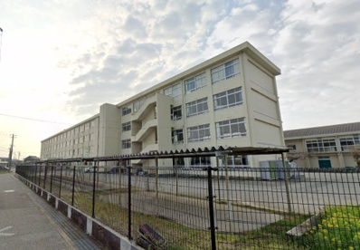 加古川市立平岡中学校の画像1