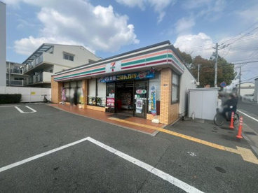 セブンイレブン尼崎下坂部３丁目店の画像1