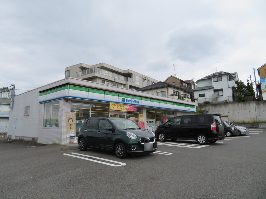 ファミリーマート 町田鶴間店
