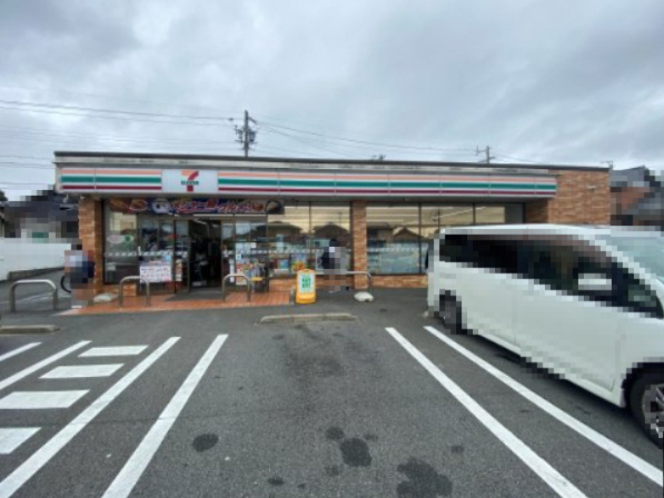 セブンイレブン 四日市河原田町店
