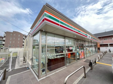 セブンイレブン尼崎武庫町４丁目店の画像1