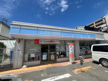 ローソン尼崎立花町一丁目店の画像1
